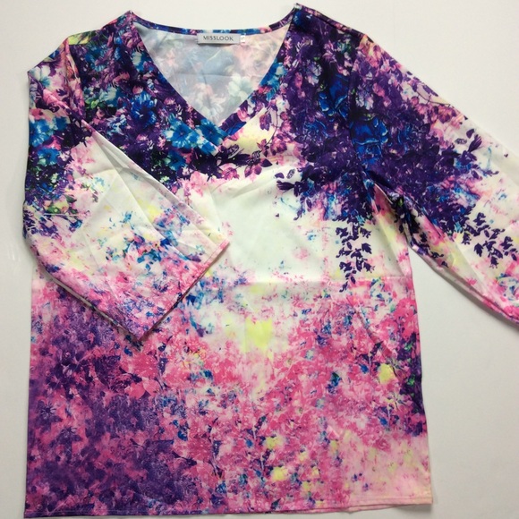 FLORAL V-NECK SHIRT NWOT - Picture 4 of 13